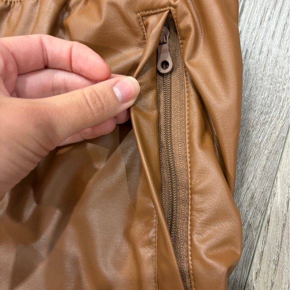 AERIE Offline Real Luxe Faux Leather Wide Leg Pants Brown Women’s Size S Long - Picture 5 of 14